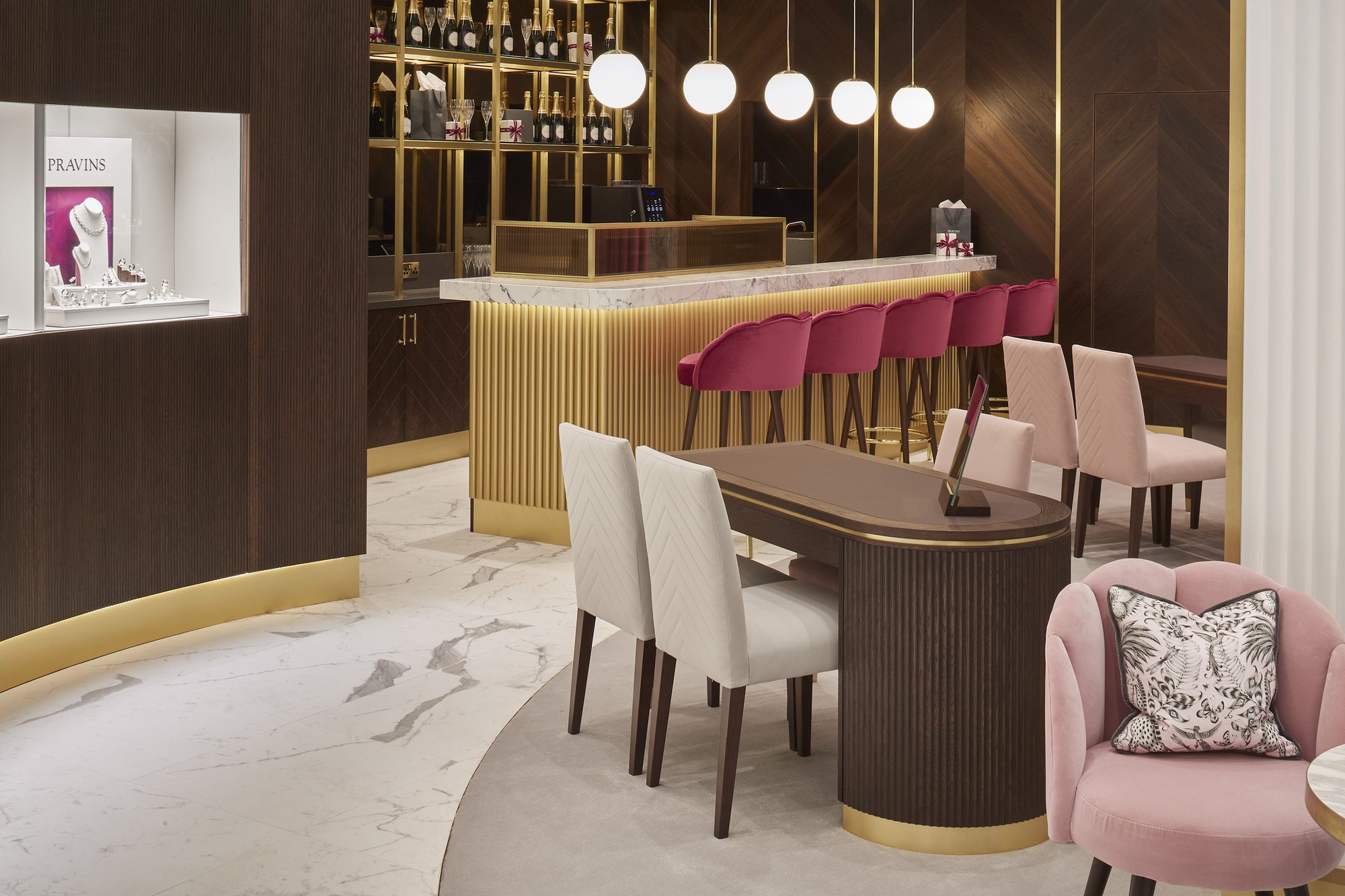 Pravins jewellery store interior fit-out, Milton Keynes
